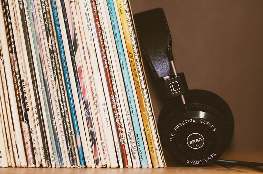 Headphone